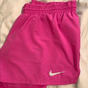 Women’s Nike Shorts Size M